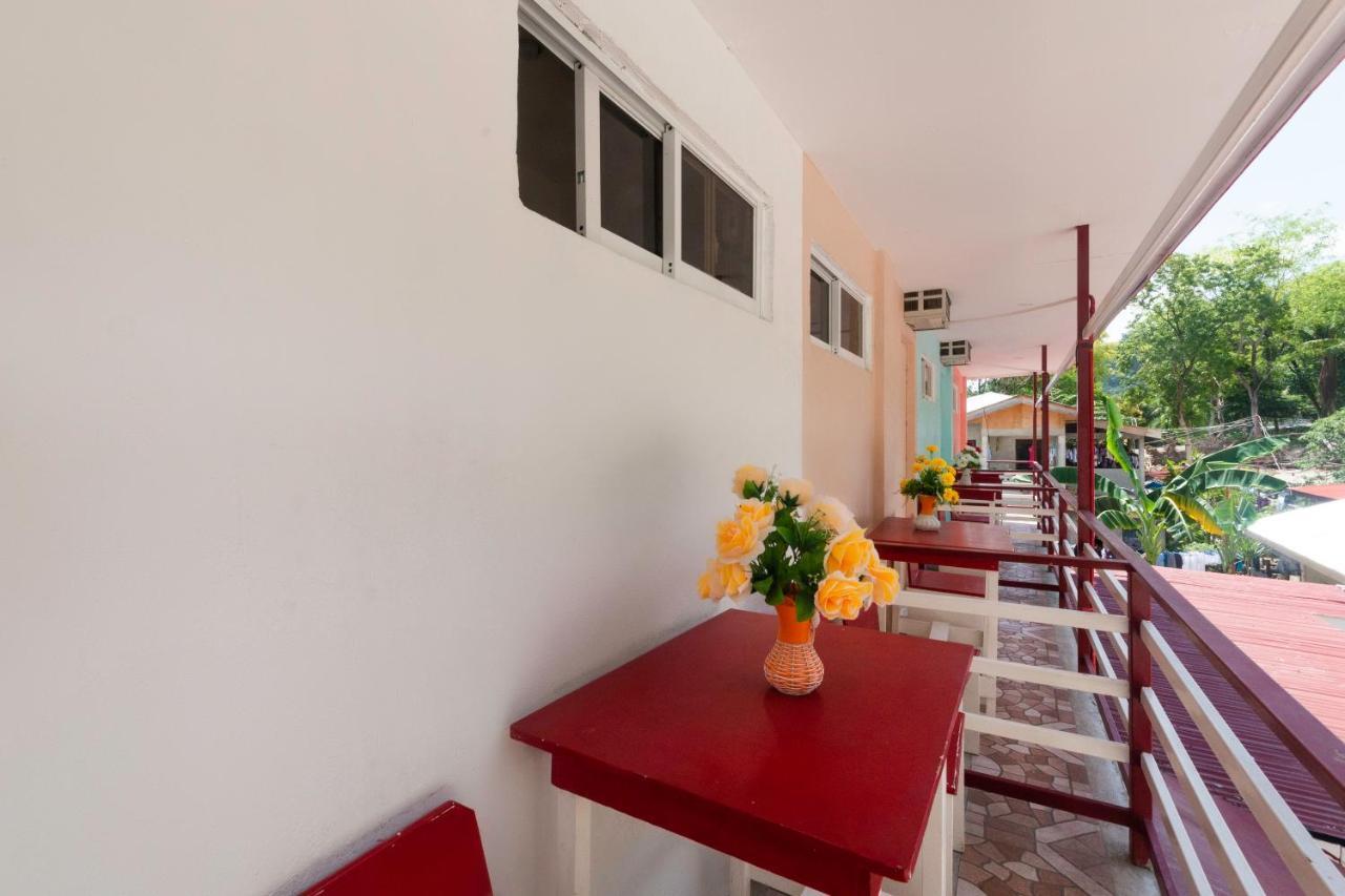 Hotel OYO 449 Sunrise 888 Oslob Exterior foto